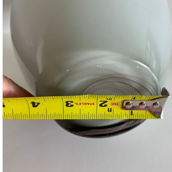 Vintage Collection Elegant Swirled Murano Vase White Size 14"x6.5" - Picture 4 of 7
